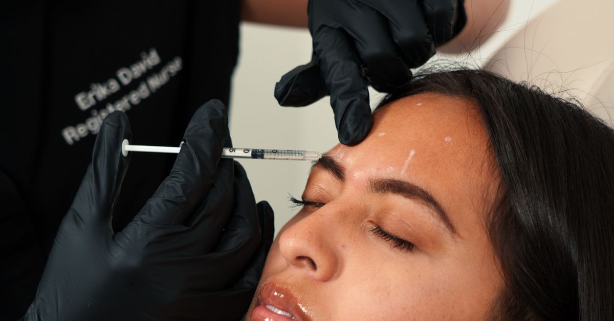Essential Moisturising Tips for Sun-Exposed Skin