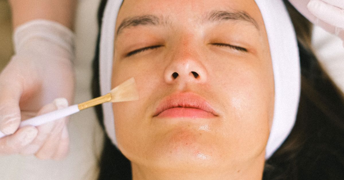 The Role of Salicylic Acid in Effective Acne Management